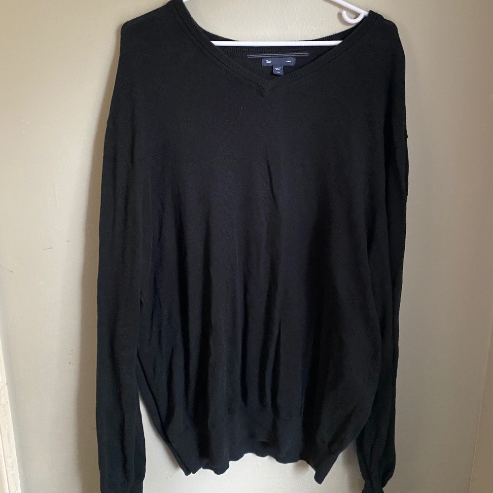 Black Gap Factory Sweater